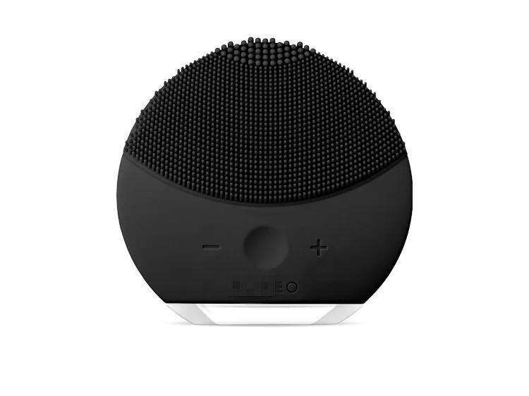 Ultrasonic facial cleansing brush – deep cleansing &amp; massage for radiant skin 