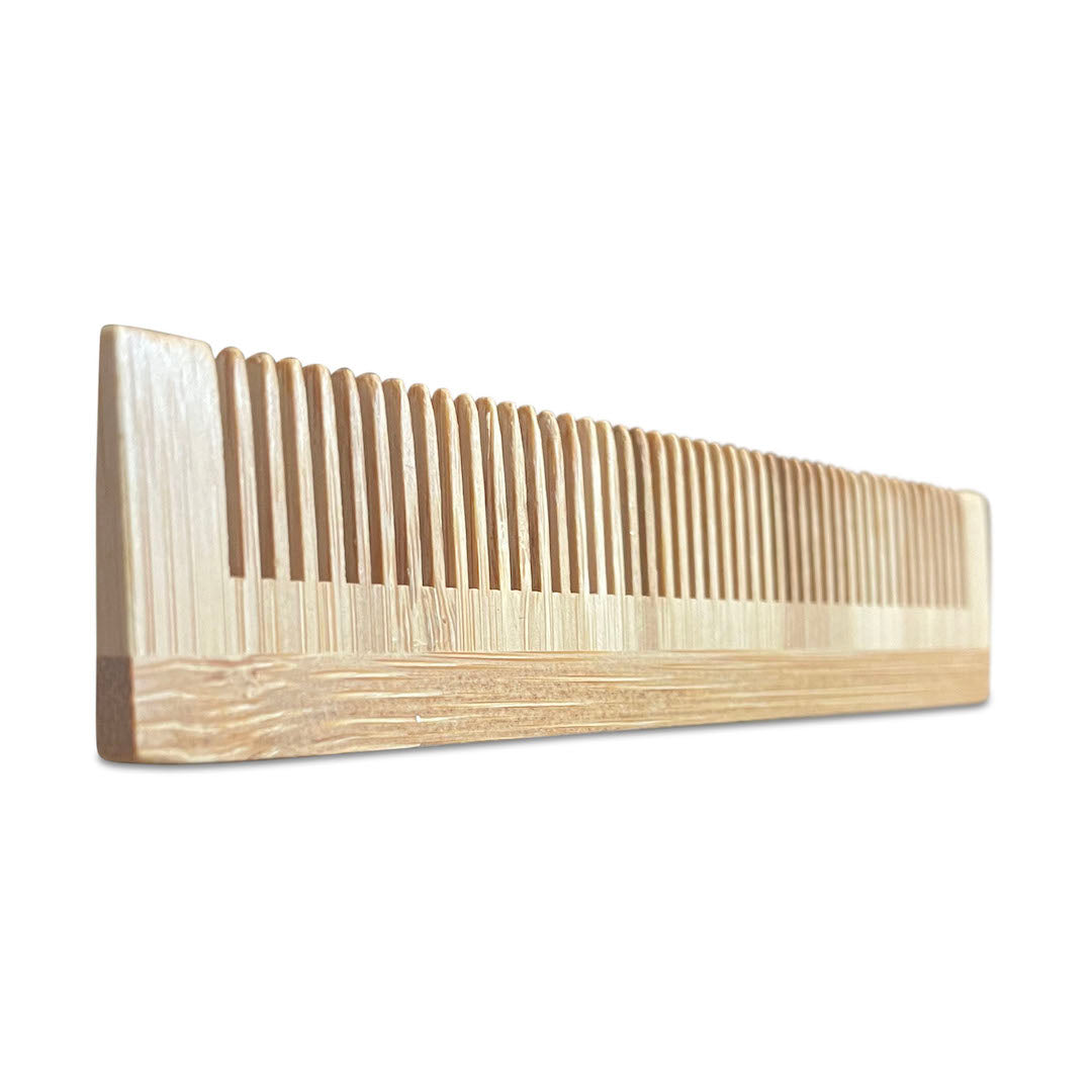 Langkamm aus Bambus
