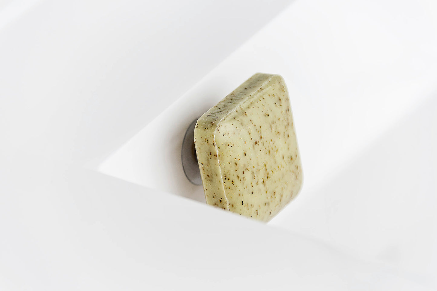 SAVONT Seifenhalter mit Saugnapf |Immer trocken & ordentlich  |auch praktisch in Dusche oder Badewanne verwendbar