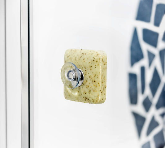 SAVONT Seifenhalter mit Saugnapf |Immer trocken & ordentlich  |auch praktisch in Dusche oder Badewanne verwendbar